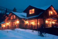 Crock chink style log Centennial Wyoming custom home builder handcrafted details (1) - Deerwood Log Homes - Custom Built Homes and Cabins - Laramie, Wyoming and The Centennial Valley - deer-wood.com - (307) 742-6554