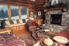 Crock chink style log Centennial Wyoming custom home builder handcrafted details (3) - Deerwood Log Homes - Custom Built Homes and Cabins - Laramie, Wyoming and The Centennial Valley - deer-wood.com - (307) 742-6554