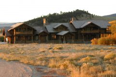 Grein chink style log Centennial Wyoming custom home builder handcrafted details (3) - Deerwood Log Homes - Custom Built Homes and Cabins - Laramie, Wyoming and The Centennial Valley - deer-wood.com - (307) 742-6554