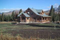 Writ chink style log Steamboat Springs Colorado custom home builder handcrafted details (7) - Deerwood Log Homes - Custom Built Homes and Cabins - Laramie, Wyoming and The Centennial Valley - deer-wood.com - (307) 742-6554