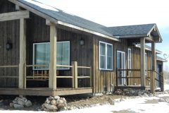 Will conventional hybrid timber frame accents Centennial Wyoming custom home builder (2) - Deerwood Log Homes - Custom Built Homes and Cabins - Laramie, Wyoming and The Centennial Valley - deer-wood.com - (307) 742-6554