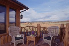 Dool chink style log Laramie Wyoming custom home builder handcrafted details (5) - Deerwood Log Homes - Custom Built Homes and Cabins - Laramie, Wyoming and The Centennial Valley - deer-wood.com - (307) 742-6554