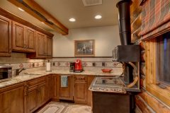 BuckGst log timber frame post & beam hybrid Centennial Wyoming custom home builder (2) - Deerwood Log Homes - Custom Built Homes and Cabins - Laramie, Wyoming and The Centennial Valley - deer-wood.com - (307) 742-6554