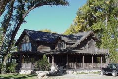 List Swedish cope log Laramie Wyoming custom home builder handcrafted details (5) - Deerwood Log Homes - Custom Built Homes and Cabins - Laramie, Wyoming and The Centennial Valley - deer-wood.com - (307) 742-6554