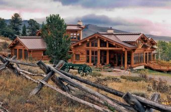 Burt Swedish cope log Centennial Wyoming custom home builder handcrafted details (4) - Deerwood Log Homes - Custom Built Homes and Cabins - Laramie, Wyoming and The Centennial Valley - deer-wood.com - (307) 742-6554