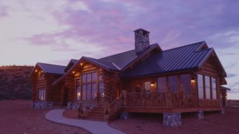 Dool chink style log Laramie Wyoming custom home builder handcrafted details (6) - Deerwood Log Homes - Custom Built Homes and Cabins - Laramie, Wyoming and The Centennial Valley - deer-wood.com - (307) 742-6554