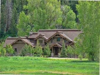 Sand Hand hewn dovetail log Steamboat Springs Colorado custom home builder handcrafted (4) - Deerwood Log Homes - Custom Built Homes and Cabins - Laramie, Wyoming and The Centennial Valley - deer-wood.com - (307) 742-6554