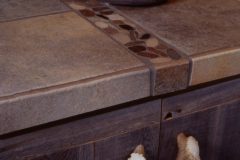 Lets hand hewn log timber frame post & beam hybrid Centennial Wyoming custom home builder (35) - Deerwood Log Homes - Custom Built Homes and Cabins - Laramie, Wyoming and The Centennial Valley - deer-wood.com - (307) 742-6554