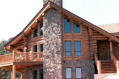 Kretz chink style log Estes Park Colorado custom home builder handcrafted details (1) - Deerwood Log Homes - Custom Built Homes and Cabins - Laramie, Wyoming and The Centennial Valley - deer-wood.com - (307) 742-6554